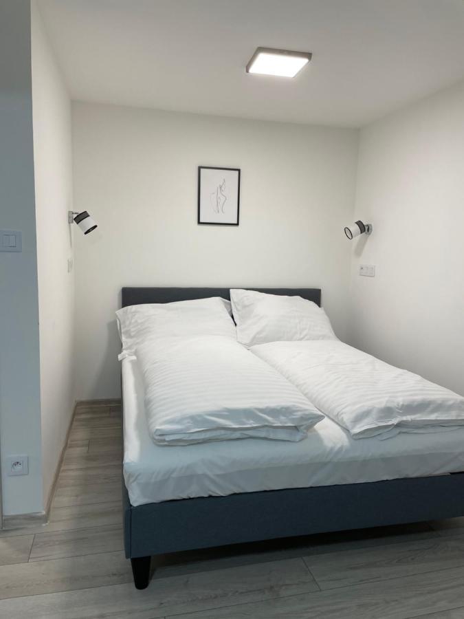 Apartament Cheb Luaran gambar