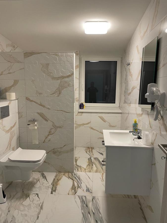Apartament Cheb Luaran gambar